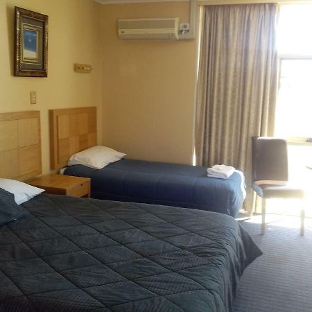 Desert Sand Motor Inn Broken Hill Exterior photo